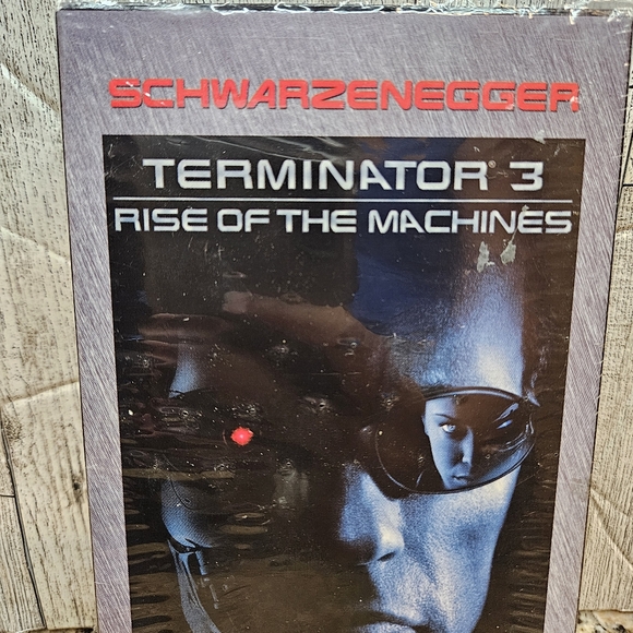 Terminator 3: Rise of the Machines VHS Rated R Arnold Schwarzenegger Action Film - Picture 2 of 7